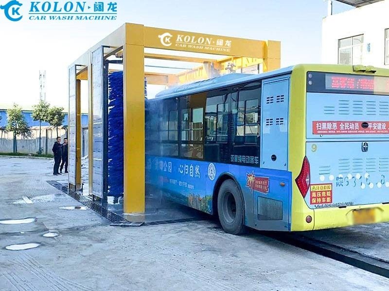 KOLON Vinnige en schoonmaakbare automatische busreinigingsmachine met 2-3min/auto schoonmaaksnelheid